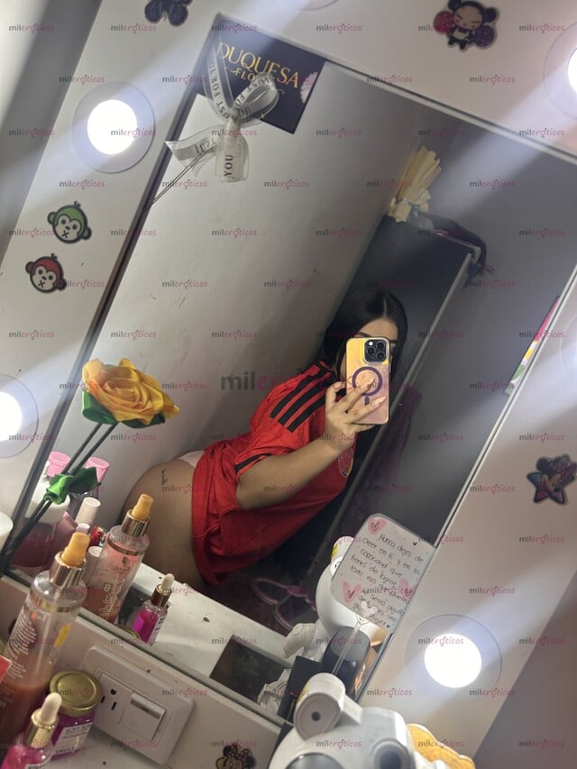 FOTOS DE HOLA SOY DAYIS UNA CHICA ATREVIDA CON MUCHAS GANAS DE HACER COSAS NUEVAS