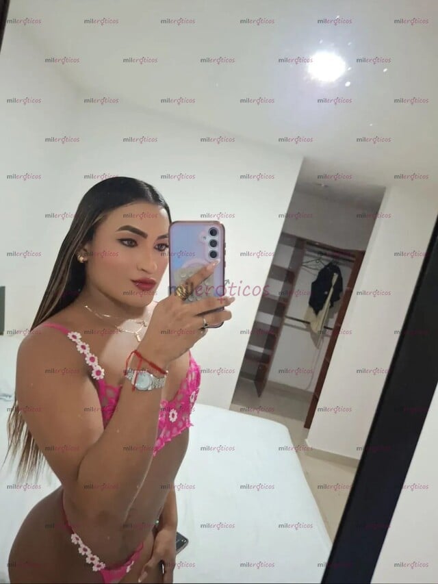 FOTOS DE UNA CHIQUITA CON BUENA ACTITUD,MIDAD ÁNGEL,MITAD TENTACIÓN;NO BUSCO ATENCIÓN LA