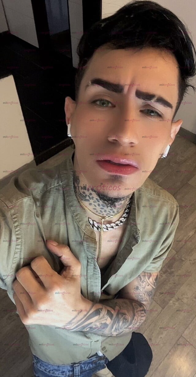 FOTOS DE VEN A DISFRUTAR DE UN BUEN SEXO CONMIGO CON UN CHICO VENEZOLANO VERSÁTIL TATUADO