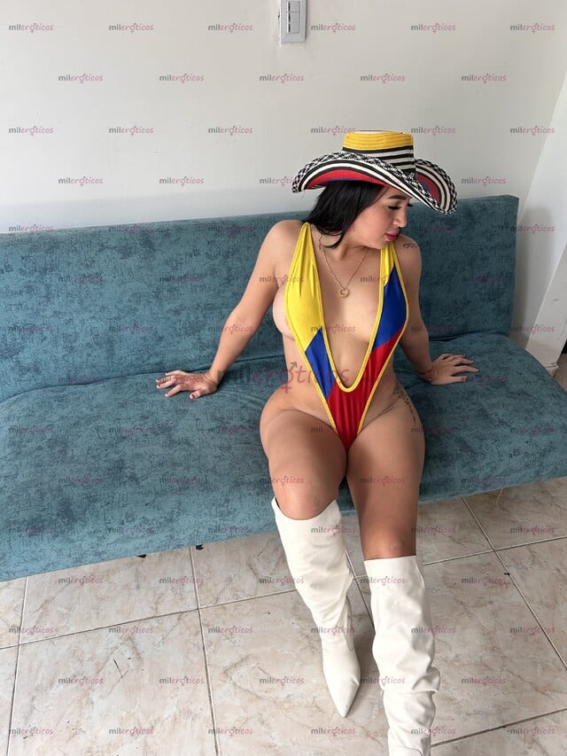 FOTOS DE POCAS HORAS DISPONIBLE RICA COLOMBIANA TETONA NALGONA Y CON VAGINA ESTRECHITA
