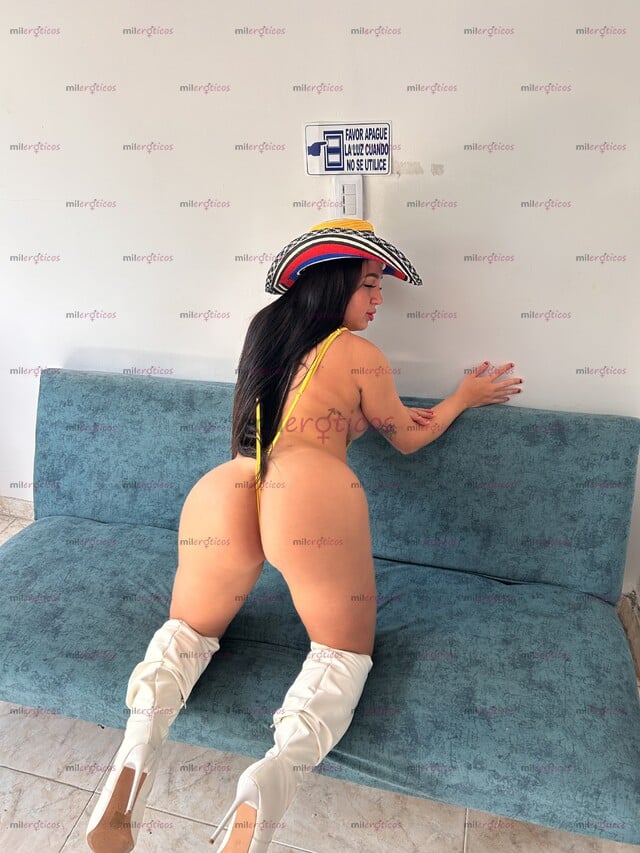 FOTOS DE POCAS HORAS DISPONIBLE RICA COLOMBIANA TETONA NALGONA Y CON VAGINA ESTRECHITA