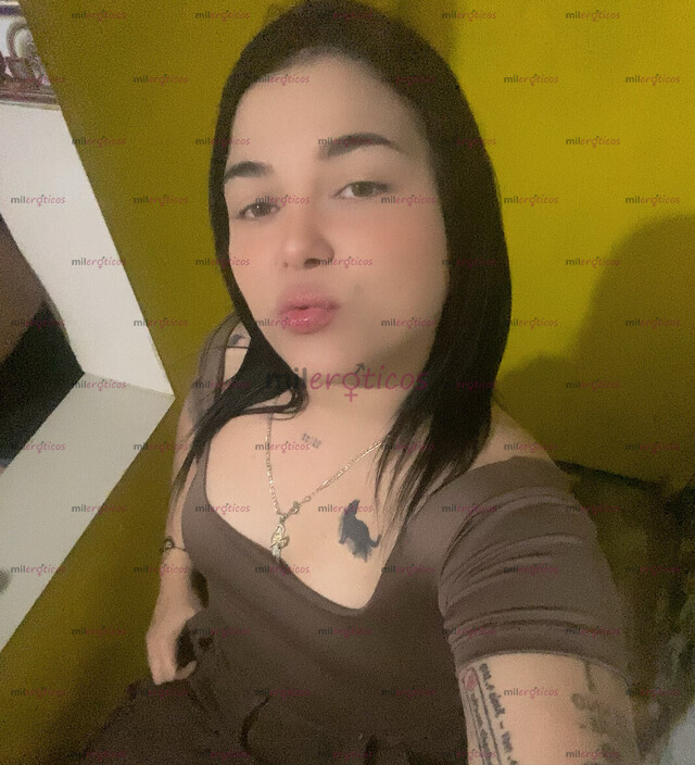 FOTOS DE ANDREA JOVEN DISPONIBLE CON LUGAR SABANA LARGA