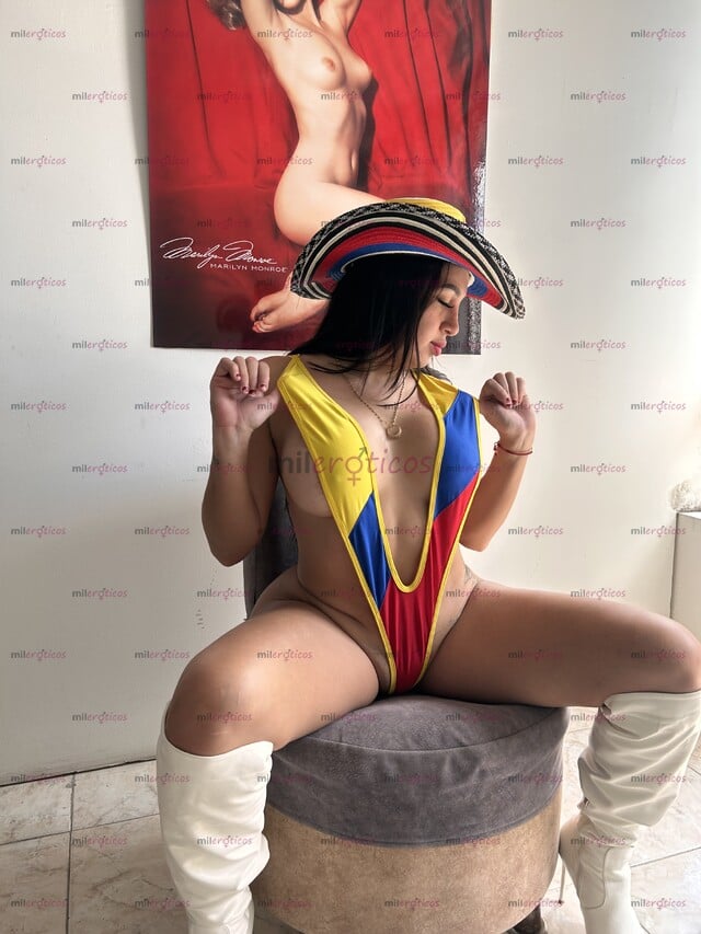 FOTOS DE POCAS HORAS DISPONIBLE RICA COLOMBIANA TETONA NALGONA Y CON VAGINA ESTRECHITA