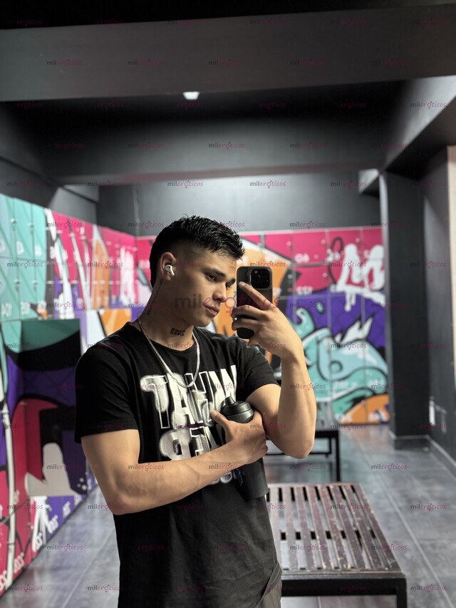 FOTOS DE SEBAS MACHO DE GYM VARONIL SERIO SEXOSO Y ARRECHO LECHERO SERV VIP
