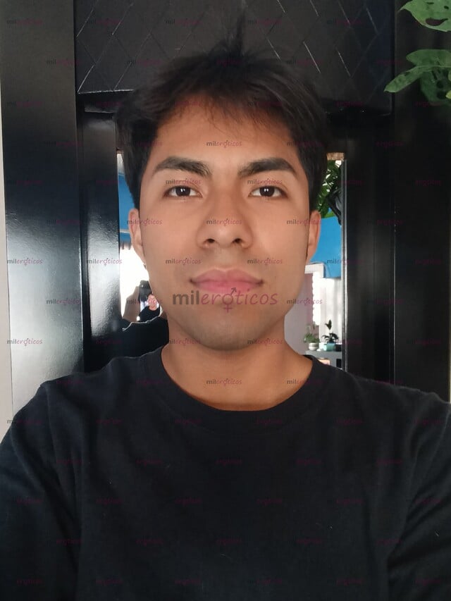FOTOS DE TWINK PASIVO MUY COMPLACIENTE Y AGUANTADOR.