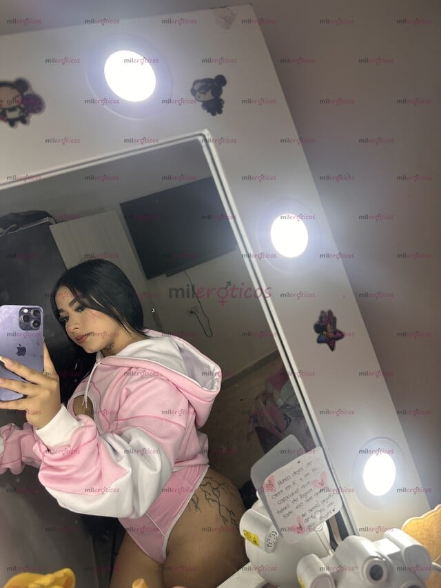 FOTOS DE DAYIS HOY TE ESPERA PAPI 18 AÑITOS SOY TU MEJOR TENTACIÓN