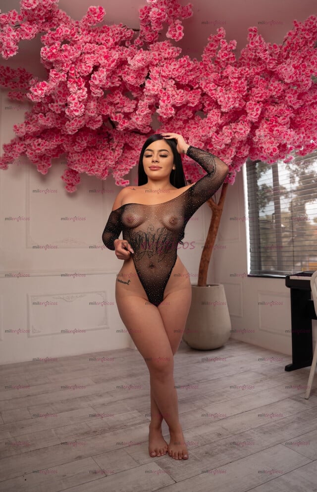 FOTOS DE JULIETA TRAVIESA DE CUERPO NATURAL COMPLACIENTE