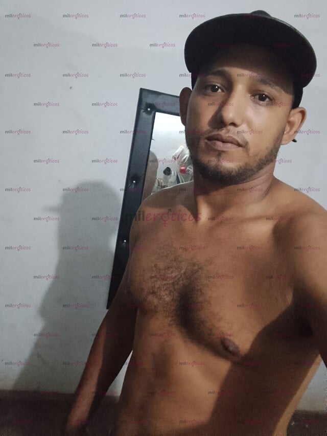 FOTOS DE MORENITO CALIENTE CON GANAS DE SATISFACERTE