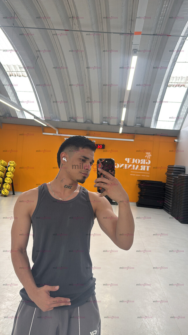 FOTOS DE SEBASTIÁN POLLO MACHO LECHERO VERGON CUERPO LATINO LUJURIA Y ARRECHERA