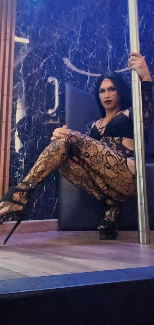 FOTOS DE ATRACTIVA Y CON LA ASTUCIA NECESARIA PARA ENTENDER EXACTAMENTE LO QUE BUSCAS.