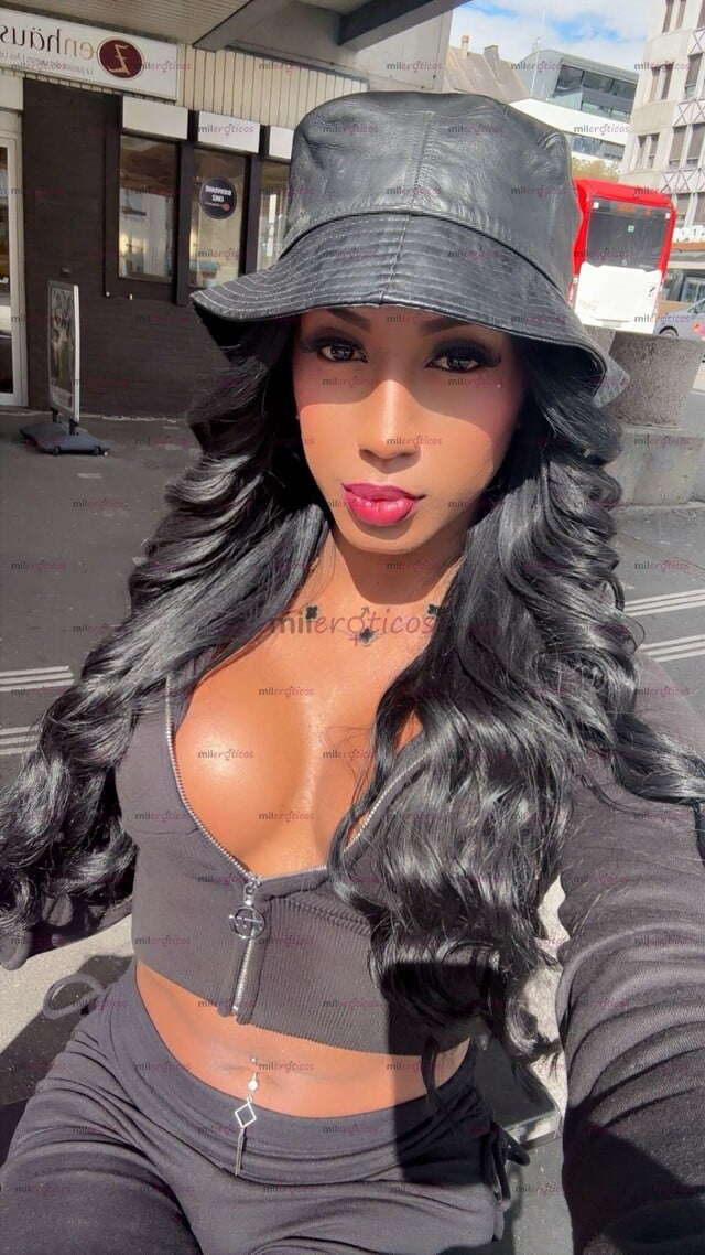 FOTOS DE BARBIECHOCOLAT CULONA VERGONA TETONA SOY YO TU MEJOR OPCIÓN