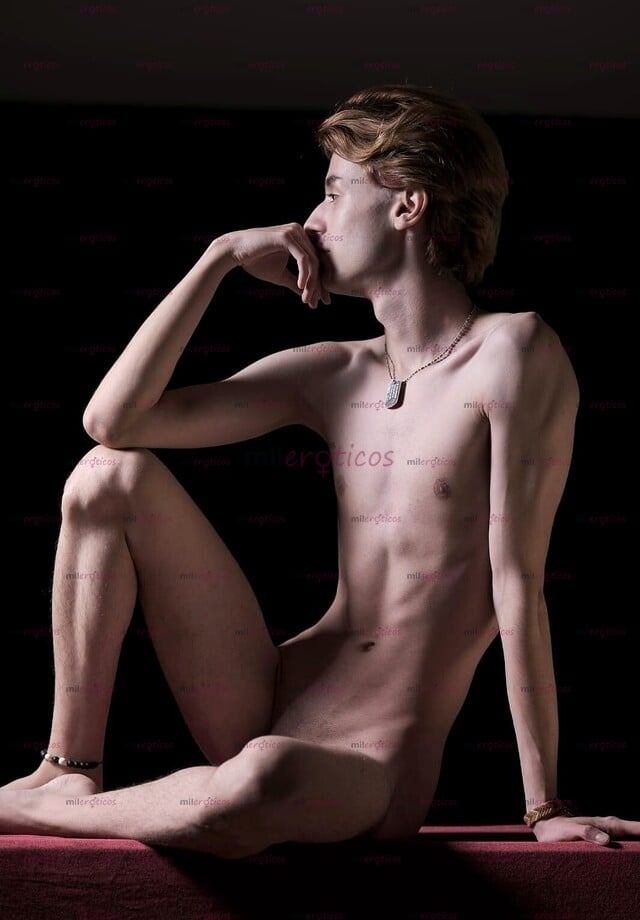 FOTOS DE TWINK 20 AÑOS ATRACTIVO, DELGADO, COMPLACIENTE 24H