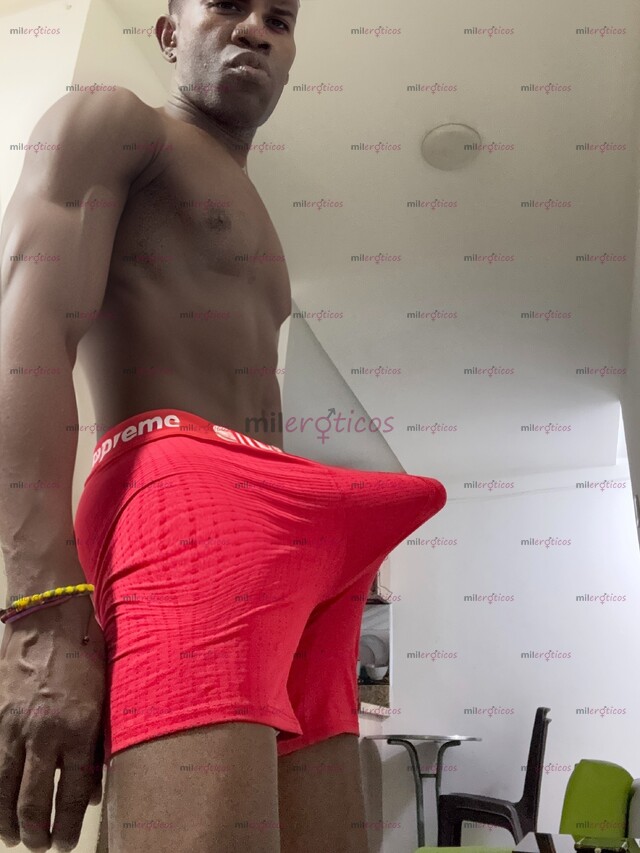 FOTOS DE TU MACHO DOCTADO SEXY CON 24CM GRUESA LECHERA ROMPE CULOS DE PASO EN TU CIUDA