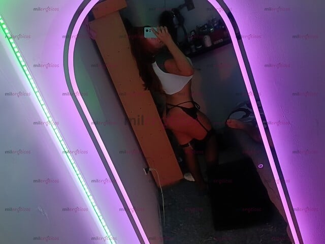 FOTOS DE NENA NUEVA MUY CACHONDA PARA SATISFACER TUS CAPRICHOS EN LA INTIMIDAD.