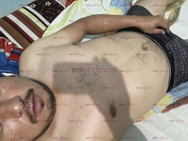 FOTOS DE CHICO BUENA ONDA DE BUEN VER ATRACTIVO Y DISPUESTO A CUMPLIR SUS MÁS OBSCUROS