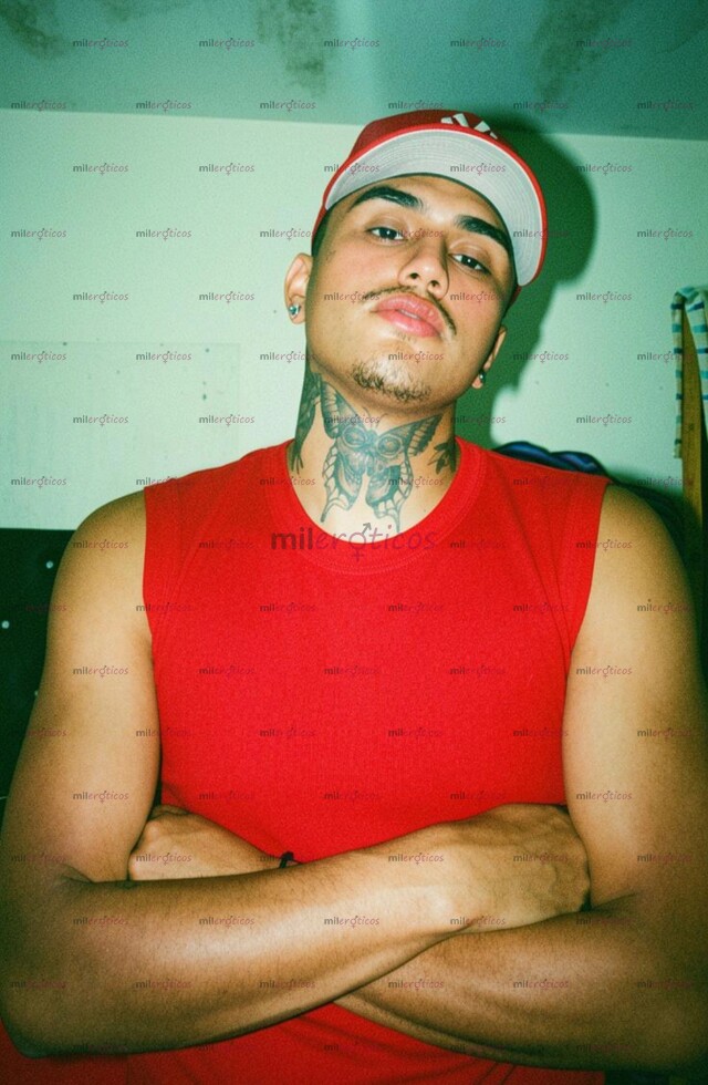 FOTOS DE CON LUGAR, CHAKALITO TATUADO MUY CALIENTE , LISTO PARA PASARLA BIEN,