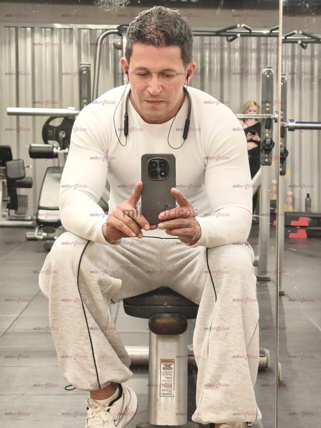 FOTOS DE ROLO DISCRETO MUY VARONIL , COMPLACIENTE,DOMINANTE