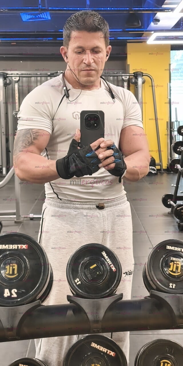 FOTOS DE ROLO DISCRETO MUY VARONIL , COMPLACIENTE,DOMINANTE