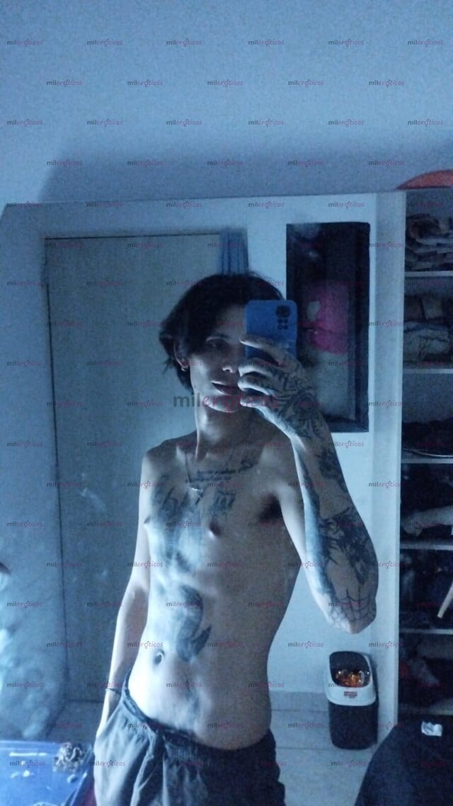 FOTOS DE BIENVENIDOS AL PERFIL DE ESTE RICO FLACO TATUADO