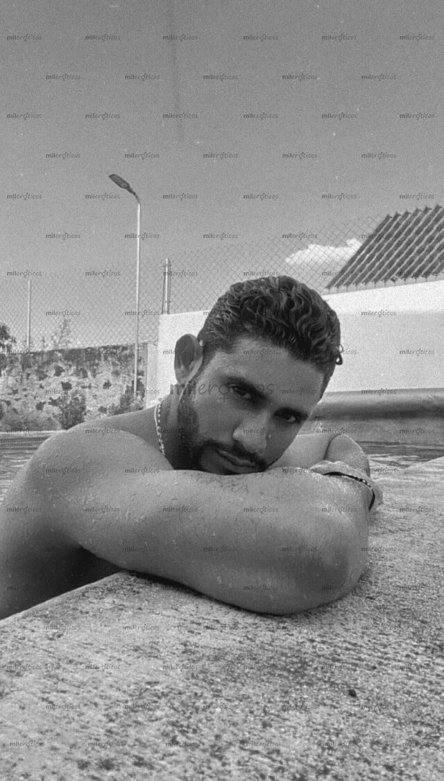 FOTOS DE VENEZOLANO 24 AÑOS DOTADO, VARONIL, DIVERTIDO CON LUGAR