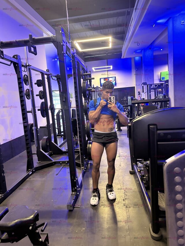 FOTOS DE NUEVO EN TU CUIDAD VERGON Y CUERPO RICO Y GUAPO PARA PASAR UN BUEN RATO