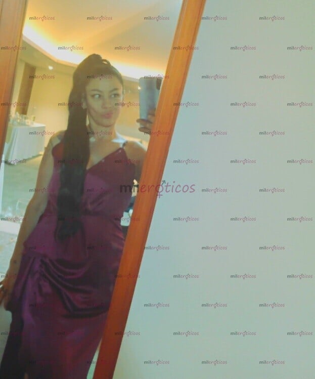 FOTOS DE HOLA SOY SOL UNA DIVERTIDA Y COMPLACIENTE MUJER ME ENCANTA COMPLACERTE