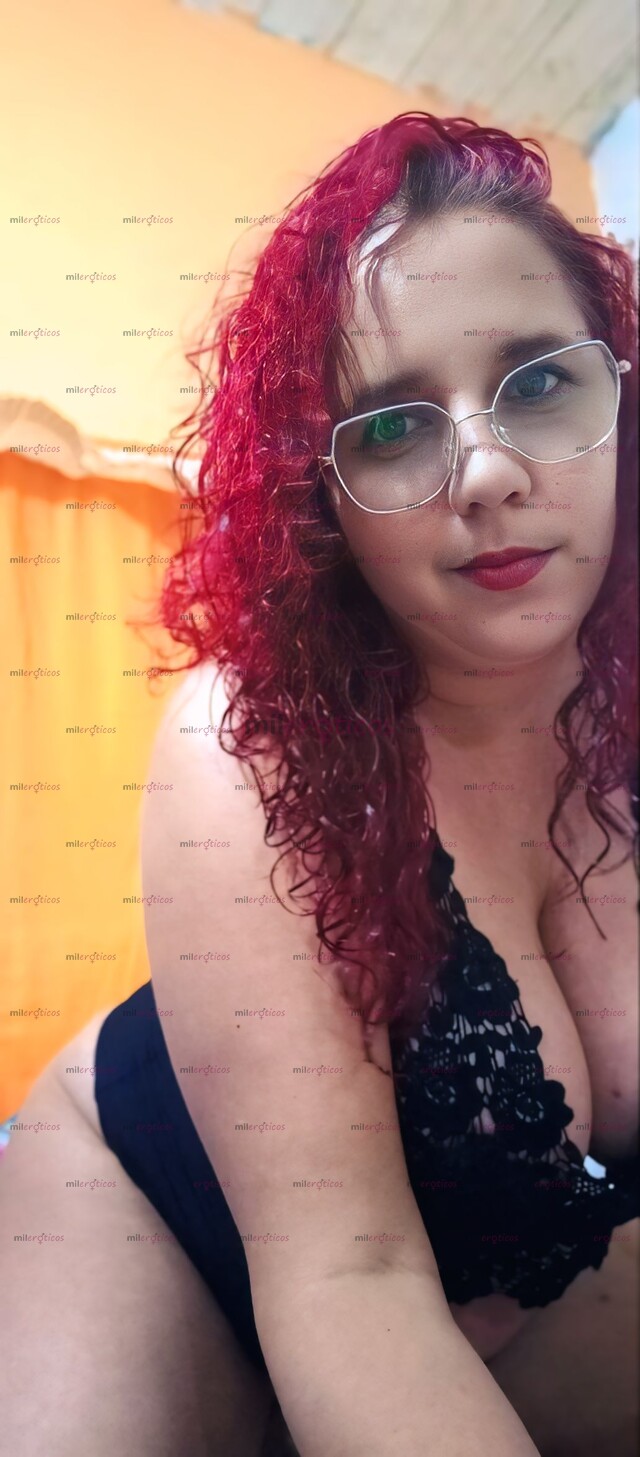 FOTOS DE TE DARÉ ORDENES HASTA HACERTE ACABAR, SOY TU AMA Y TU UN EXCLAVO