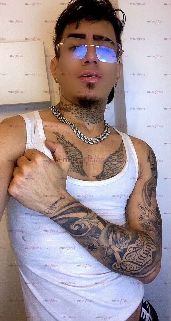 FOTOS DE HOLA SOY MAURICIO ME ENCANTA EL SEXO SOY UN CHICO TATUADO BUENA ENERGÍA ACRITUD