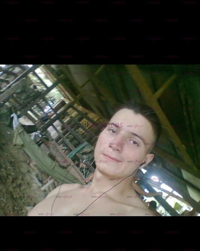 FOTOS DE JOVEN SERIO PINTA PASEMOS UN MOMENTO AGRADABLE ESCRIBEME ESTOY DISPONIBLE