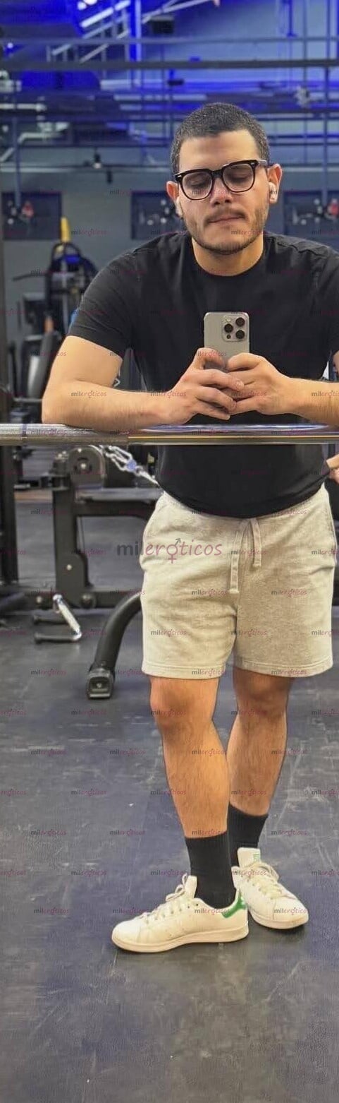 FOTOS DE MACHO ACTIVO VERGÓN TE ABRO EL CULO CON MI VERGA GRUESA DE SIEMPRE CON