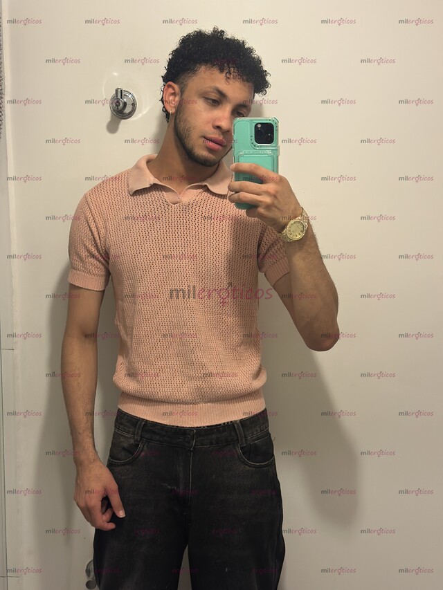 FOTOS DE CHICO JOVEN VERSÁTIL DISPONIBLE PARA COMPLACERTE MUCHO (VENTA DE CONTENIDO)