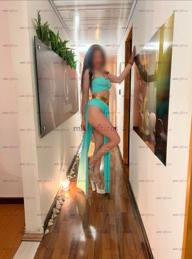 FOTOS DE MASAJEAMOS NO SOLO CON LAS MANOS, SINO CON NUESTRAS LENGUAS.