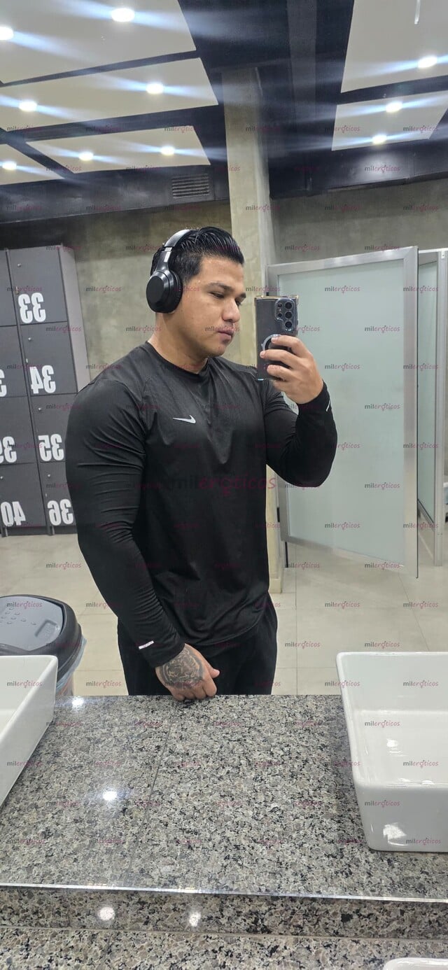 FOTOS DE MACHO HETERO DISPONIBLE POR POCOS DIAS EN LA PAGINA