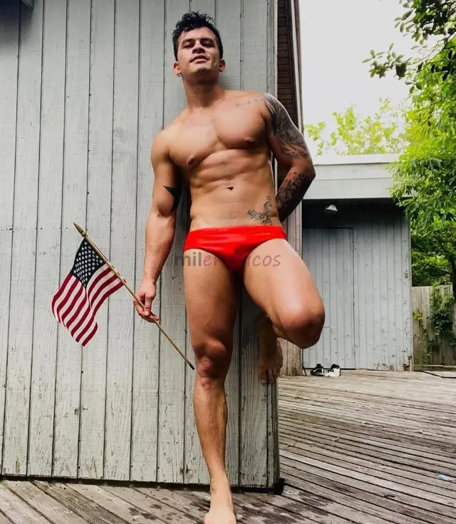 Hola mi nombre es abelatinoservicio de acompanantecolombiano sexy recien llegadoversatil ff vers abierto a todotrios grupos fiesta etcsalidas viajes c...