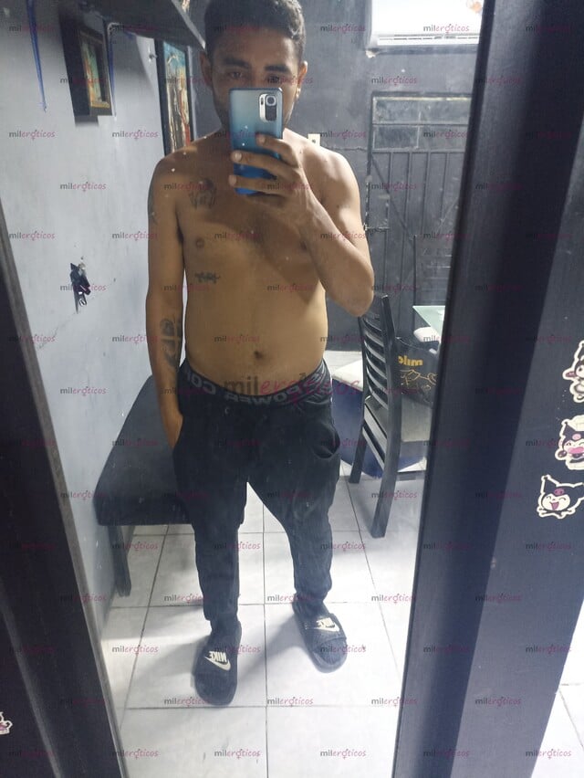 FOTOS DE JOVEN NUEVO EN EN AMBIENTE, INDEPENDIENTE Y BUENA ONDA, TRATO AMABLE.