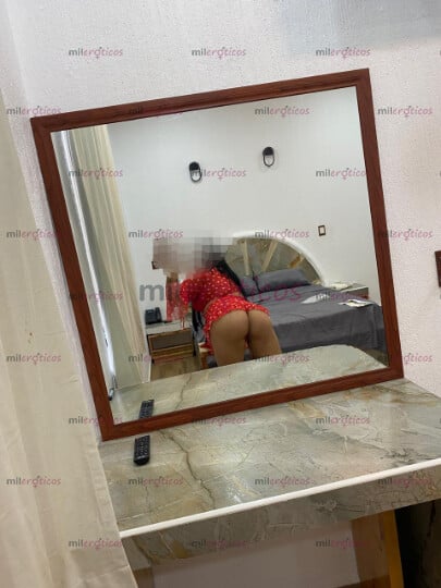 FOTOS DE DETONAME RICO PAPI VEN A PROBARME LO RICA QUE ESTOY DAME TODA TU LECHITA