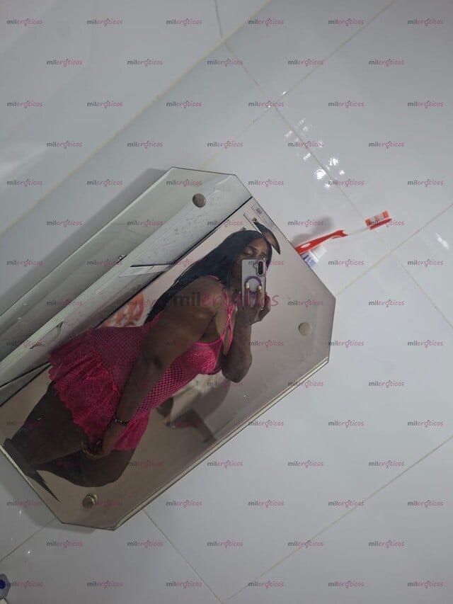 FOTOS DE MORENA DE CLASE SENSUAL CARIÑOSA DE PASO EN TU CIUDAD