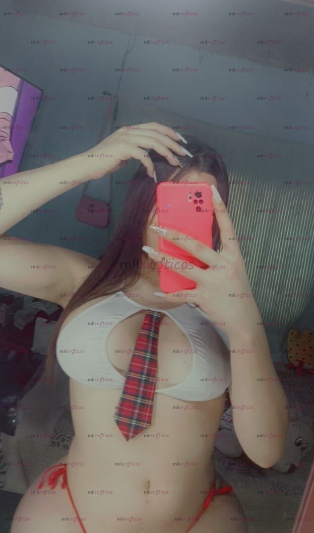 FOTOS DE HERMOSA MUÑEQUITA REAL Y DISPONIBLE A TI PARA SACIARTE DE MUCHO SEXO