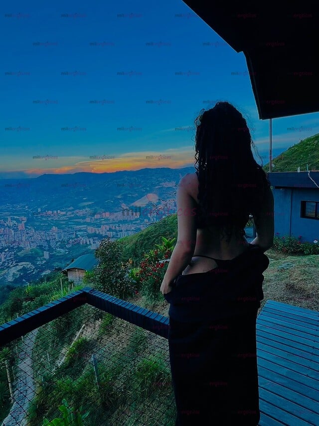 FOTOS DE RICA Y CACHONDA ! EXPERTA EN EL SEXO !! CONTENIDO RICO