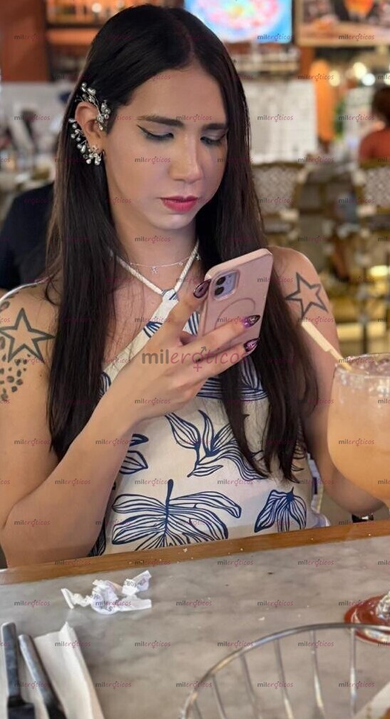 FOTOS DE CHICA TRANS FEMENINA, EDUCADA, AMABLE Y COMPLACIENTE MUY CALIENTE