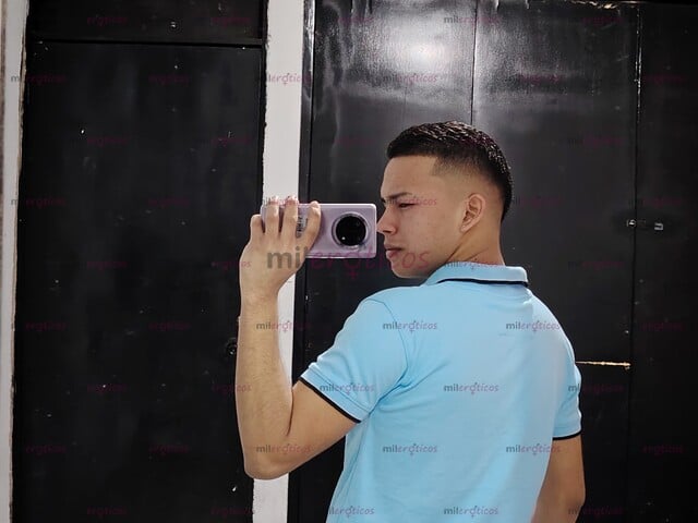 FOTOS DE JOVEN MORENO ACTIVO DE VISITA EN TU CIUDAD