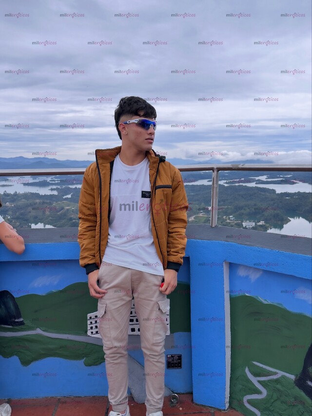 FOTOS DE CHICO NUEVO 19 GUAPO, VERSÁTIL, SERIO, DISPONIBLE PARA SATISFACCIÓN COMPLETA
