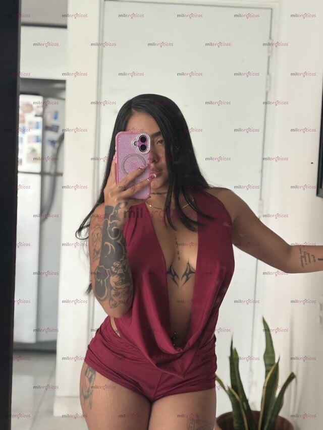 FOTOS DE SOFÍA,SCORT DE LUJO NALGONA Y TETONA CON UNA CINTURITA DE INFARTO
