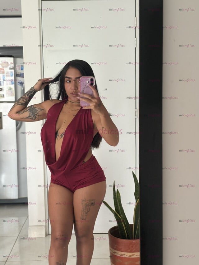 FOTOS DE SOFÍA,SCORT DE LUJO NALGONA Y TETONA CON UNA CINTURITA DE INFARTO