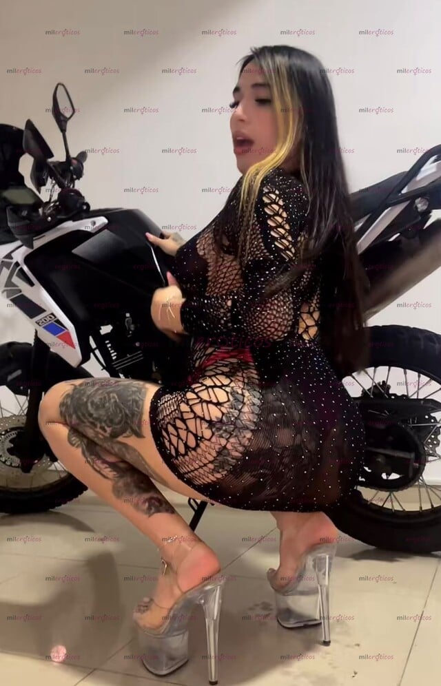 FOTOS DE CANSADO DE LOS MALOS SERVICIOS ? LLEGÓ TU FLACA TETONA CON UN CULO MORENO