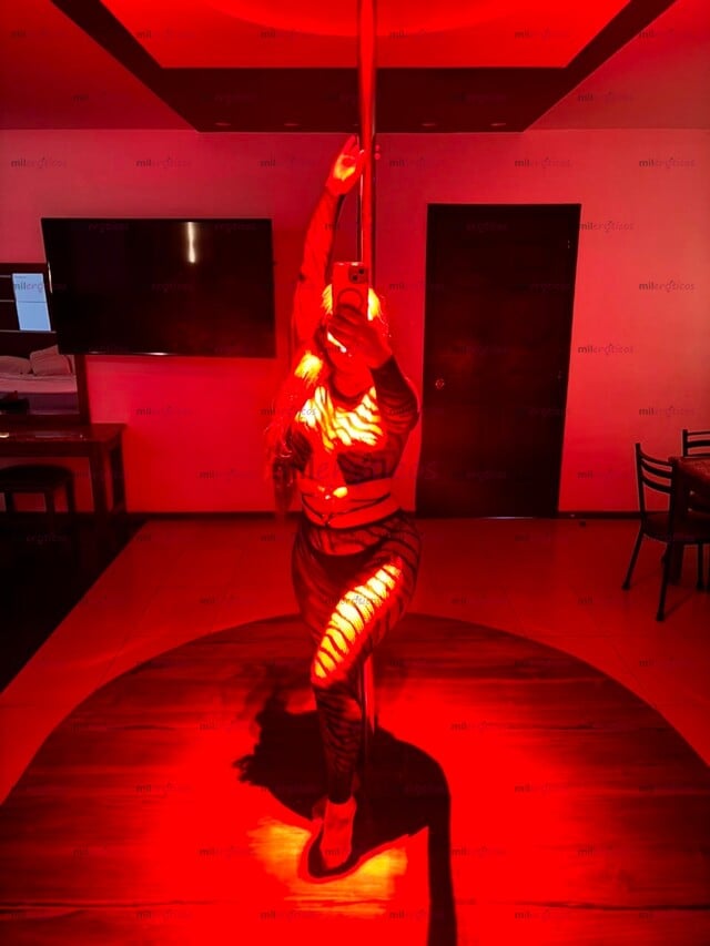 FOTOS DE FÁTIMA LINDA SCORT ARDIENTE EXPERTA EN SEXO ORAL EXQUISITA Y 100% REAL