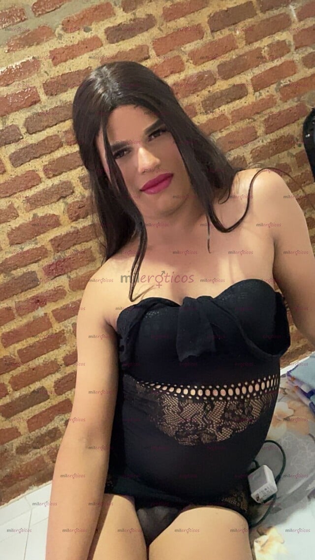 FOTOS DE LLEGÓ LA HERMOSA SOFÍA CON GANAS DE HARTA LECHE