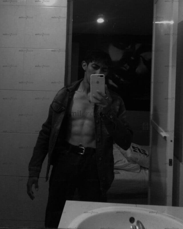 FOTOS DE GIGOLO,Y VENTA DE CONTENIDO SI,BUSCAS ALGUIEN QUE ESTE 24 7 SOY EL INDICADO