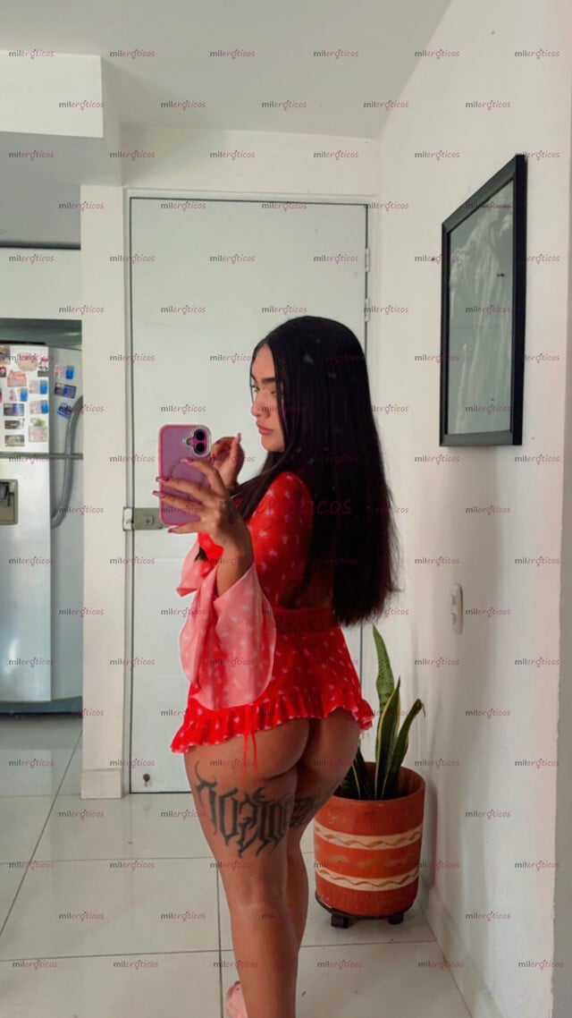 FOTOS DE SOFÍA,SCORT DE LUJO NALGONA Y TETONA CON UNA CINTURITA DE INFARTO