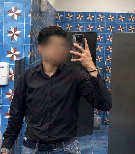 FOTOS DE JOVEN ARDIENTE, 22 AÑOS, 18 CM, EXCLUSIVO Y CON MUCHAS GANAS DE DARTE PASIÓN